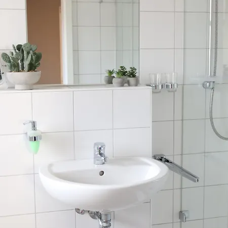 Landgasthof Kirschgarten Hotel *